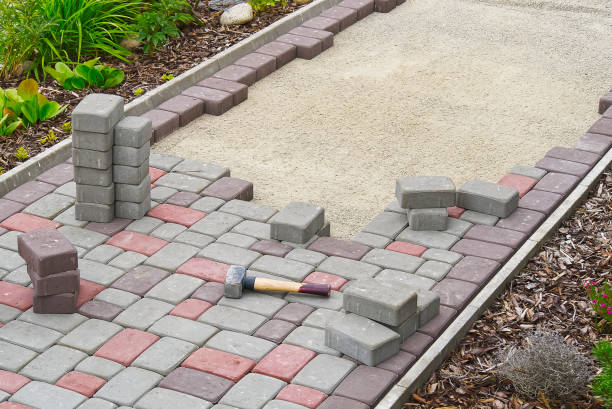 Reasons to Select Us for Your Driveway Paving Requirements in Oak Park, CA